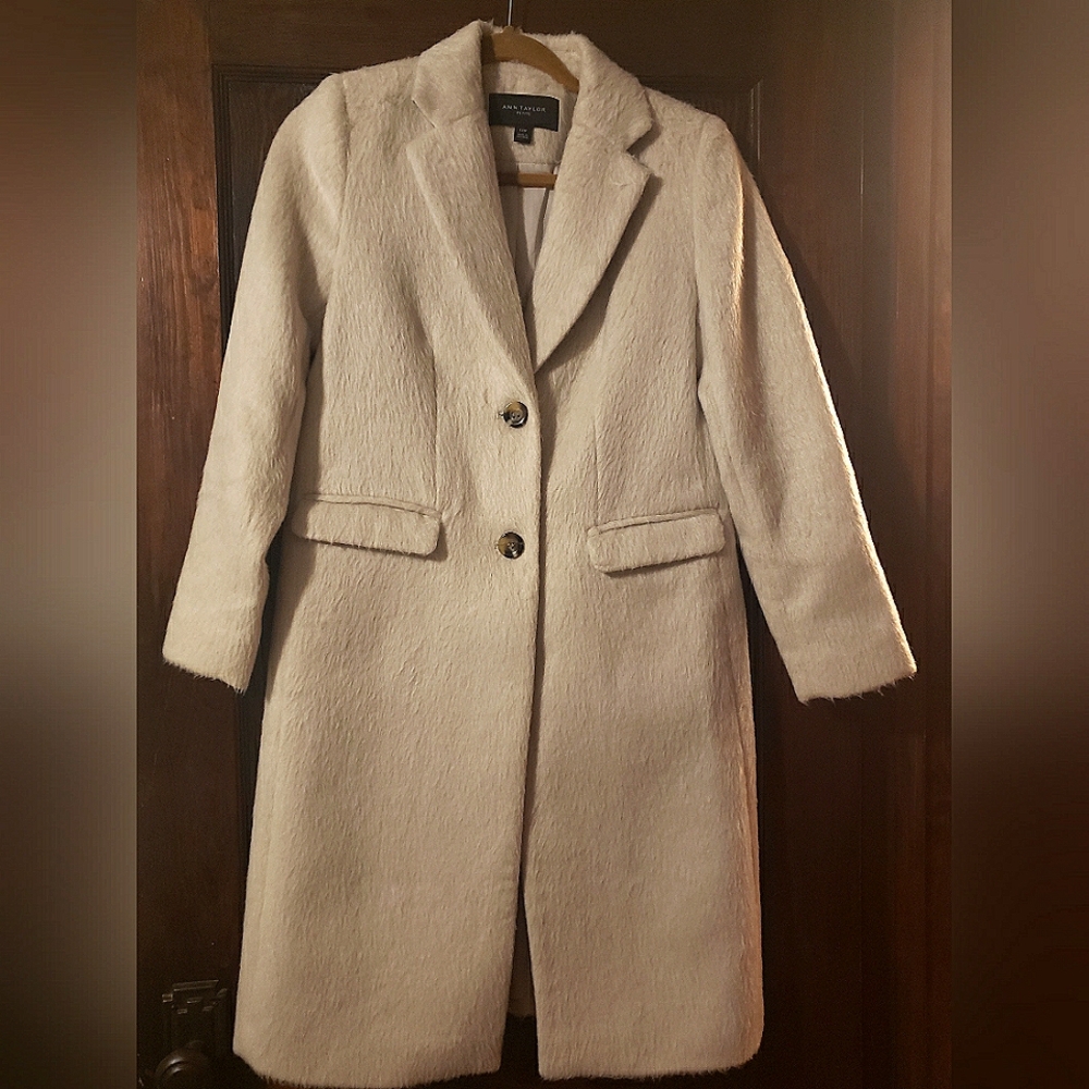 Ann Taylor Chesterfield Faux Fur Cream Trench Long Dress Coat - Picture 7 of 9
